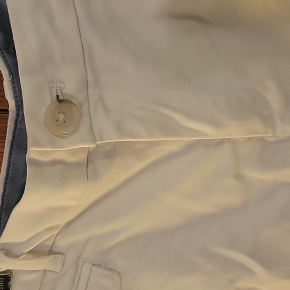 Banana Republic White Shorts - Picture 3 of 7